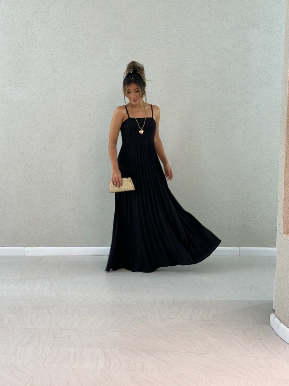 VESTIDO MÁRCIA 02 PLISSADO PRETO