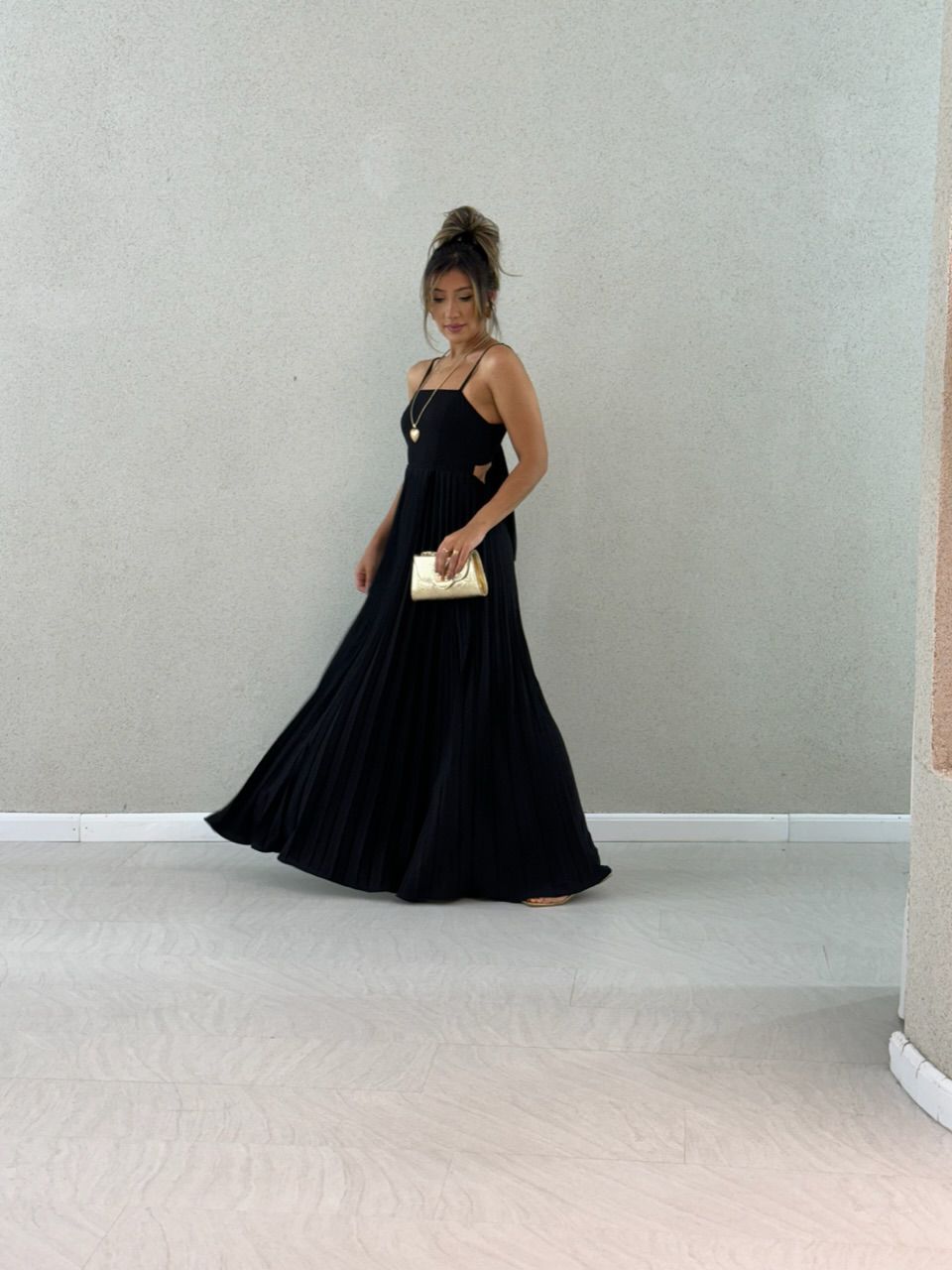 VESTIDO MÁRCIA 02 PLISSADO PRETO