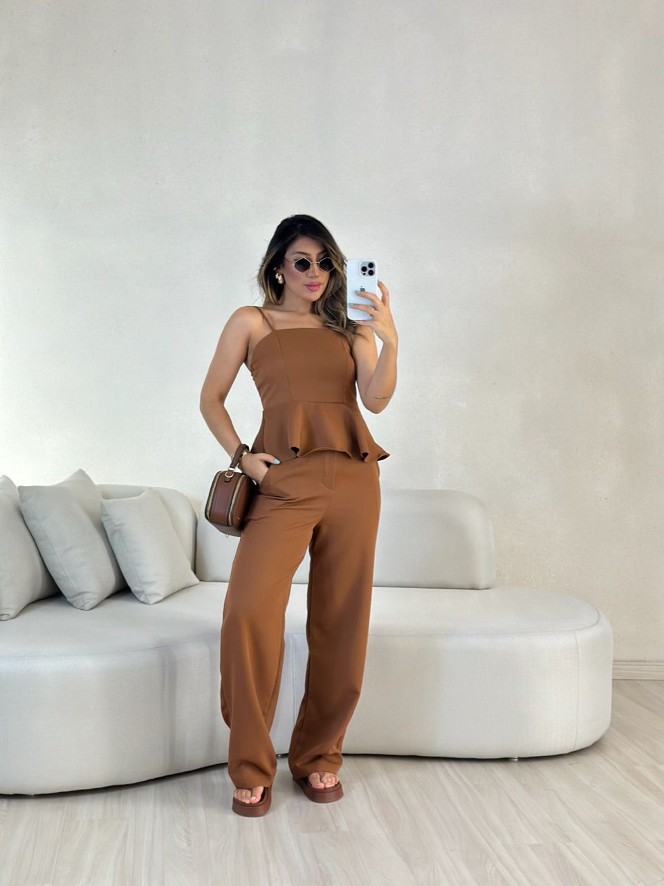 CONJUNTO IARA ALÇA CALÇA MARROM - 0055920054 - CAROLLA FERRARO
