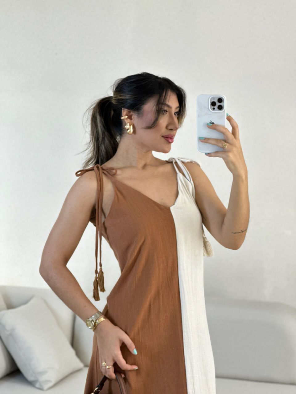 VESTIDO ALÇA BICOLOR CARAMELO