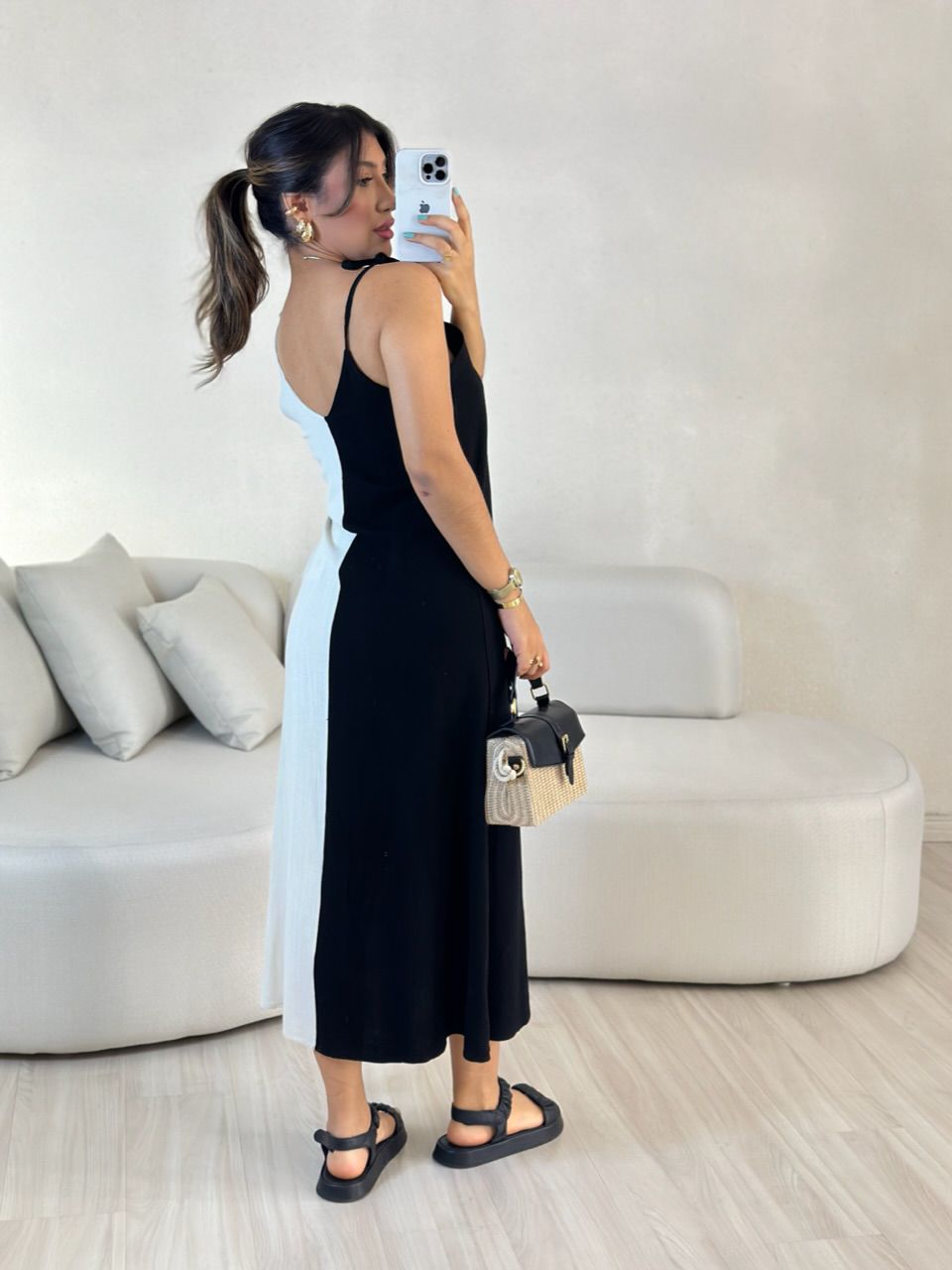 VESTIDO ALÇA BICOLOR PRETO