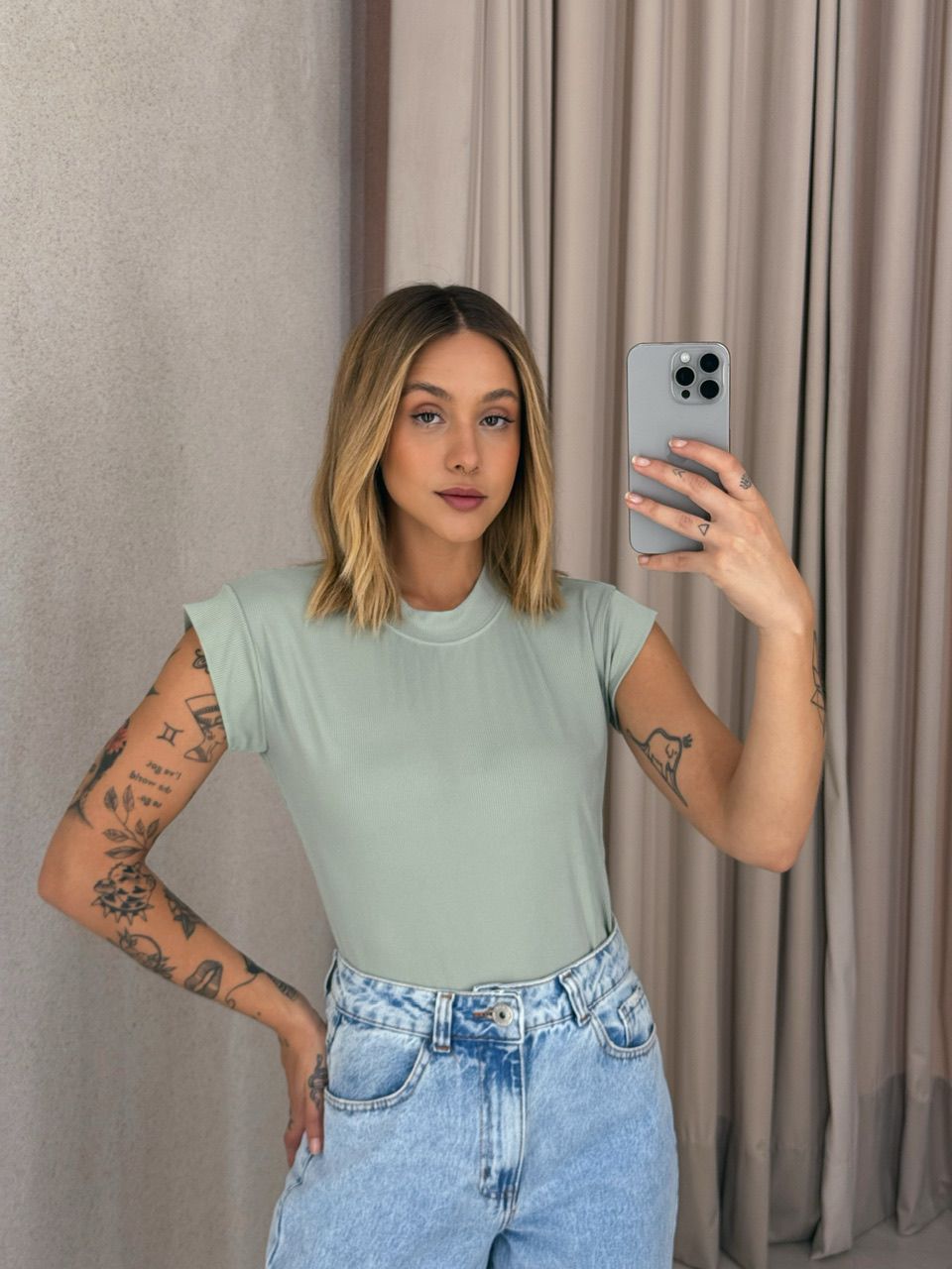 BLUSA JOSIANE CANELADA VERDE - 0056810014 - CAROLLA FERRARO