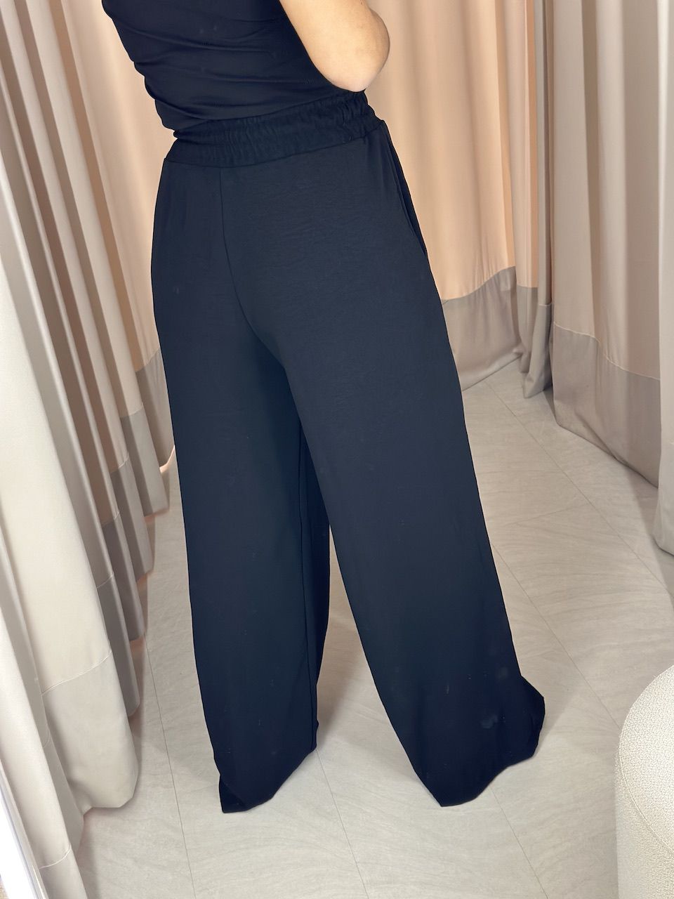CALÇA MARIANA CF LASTEX Preta