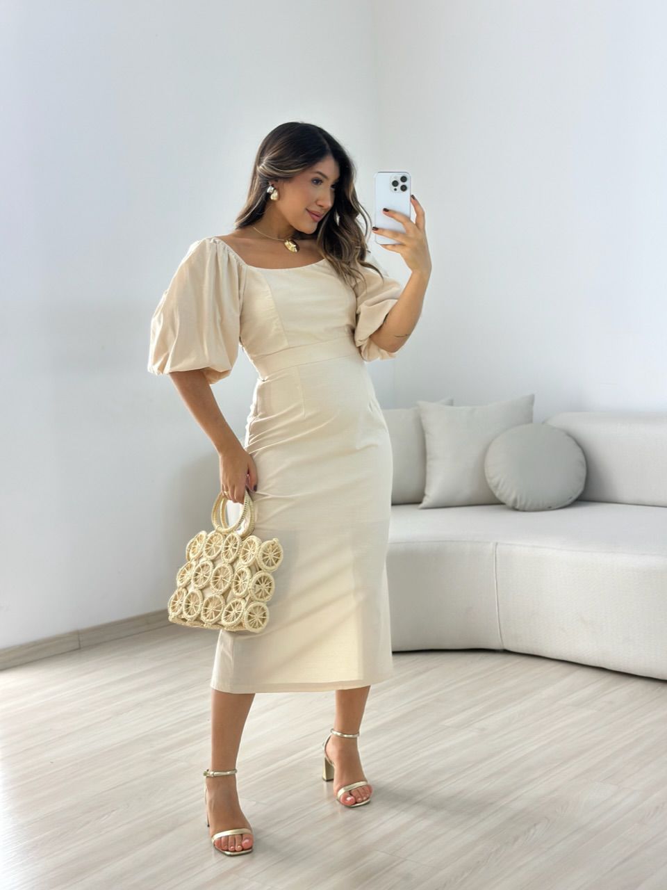 VESTIDO ANA MARIA LONGUETE AREIA - 0066690110 - CAROLLA FERRARO