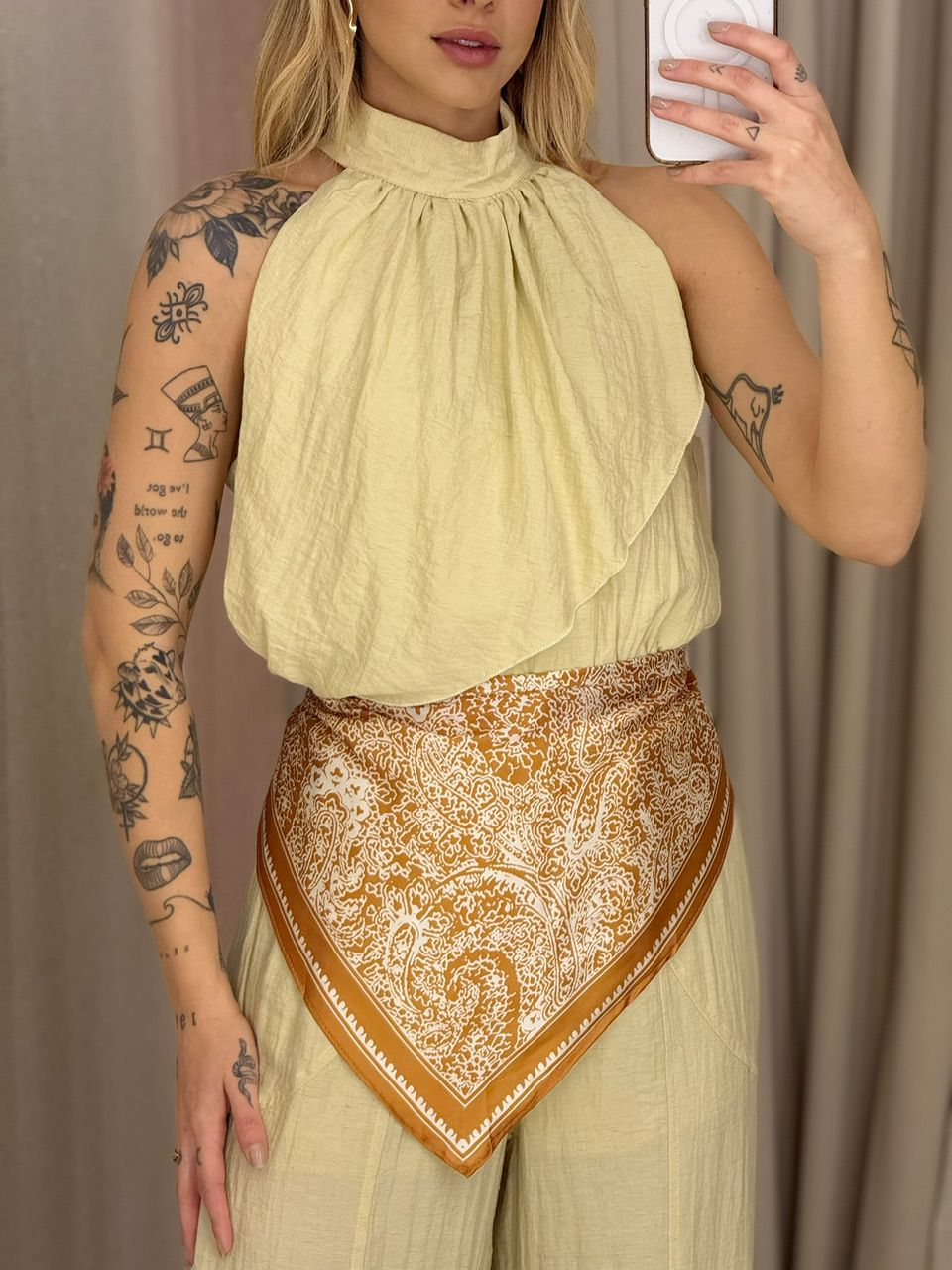 MACACÃO MOANA LENÇO AMARELO MANTEIGA