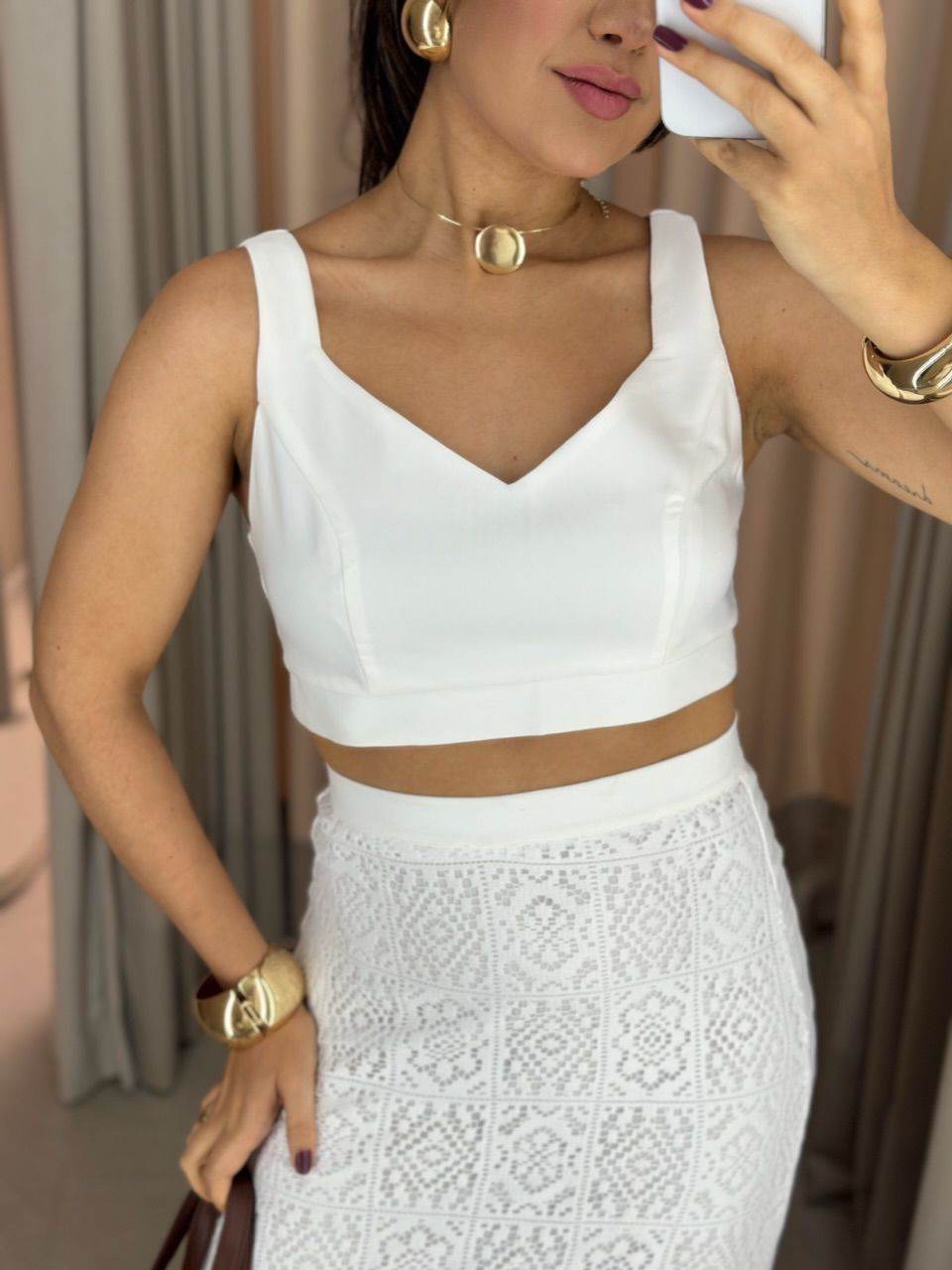 CONJUNTO PIETRA SAIA RENDA CROPPED OFF