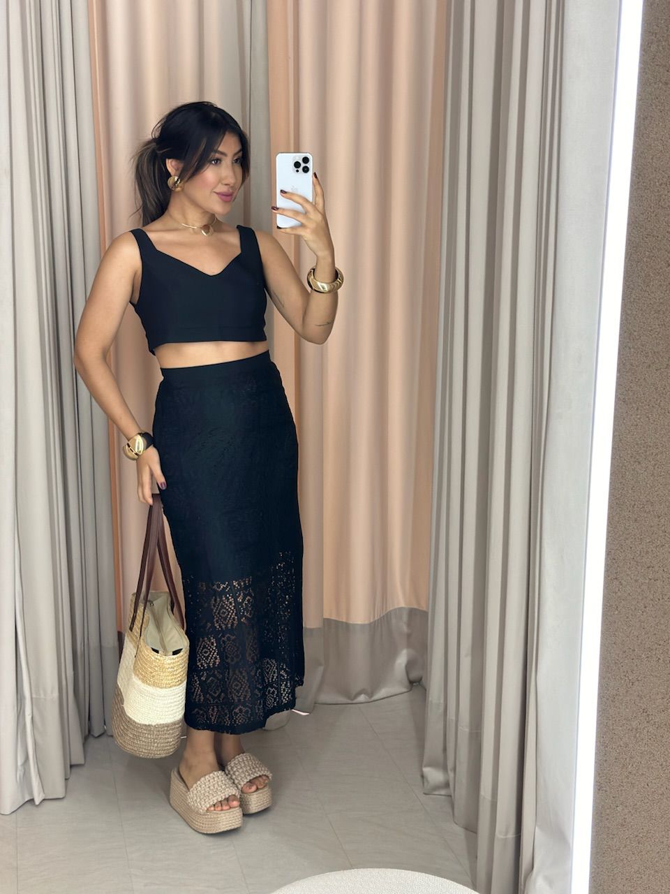 CONJUNTO PIETRA SAIA RENDA CROPPED PRETO - 0058090... - CAROLLA FERRARO