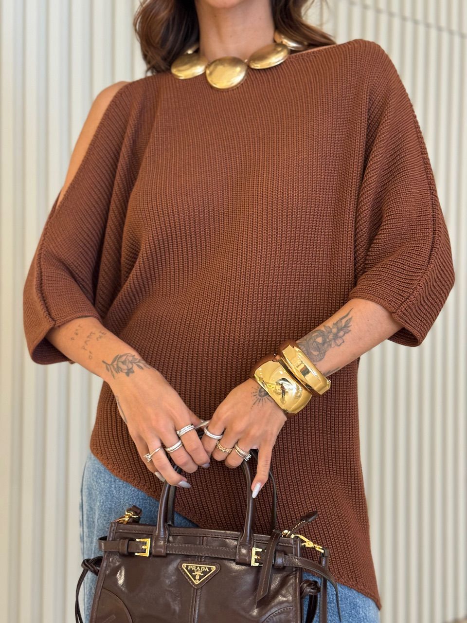 BLUSA AYLA TRICOT ASSIMÉTRICA CAPUCCINO 