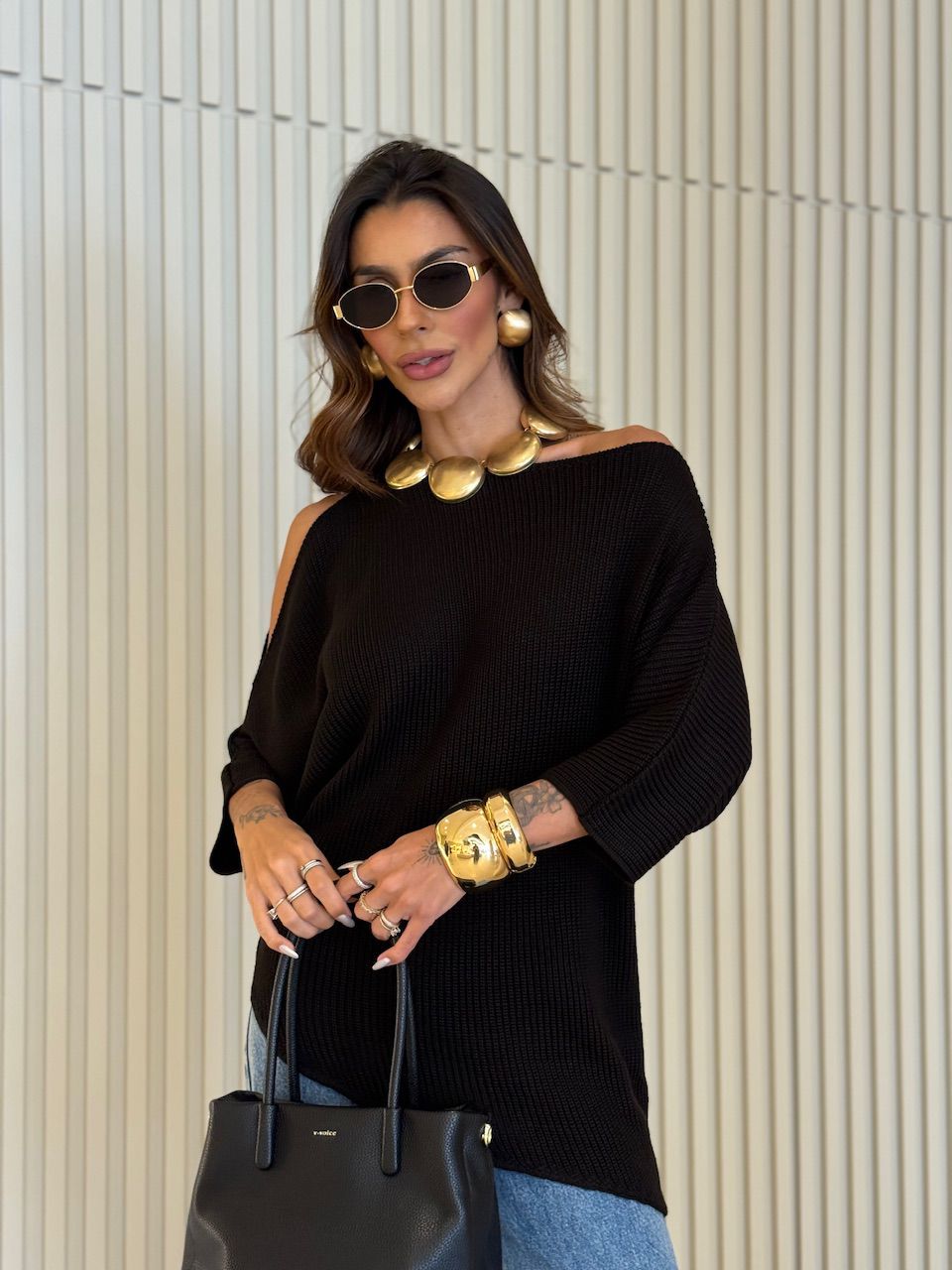 BLUSA AYLA TRICOT ASSIMÉTRICA PRETA