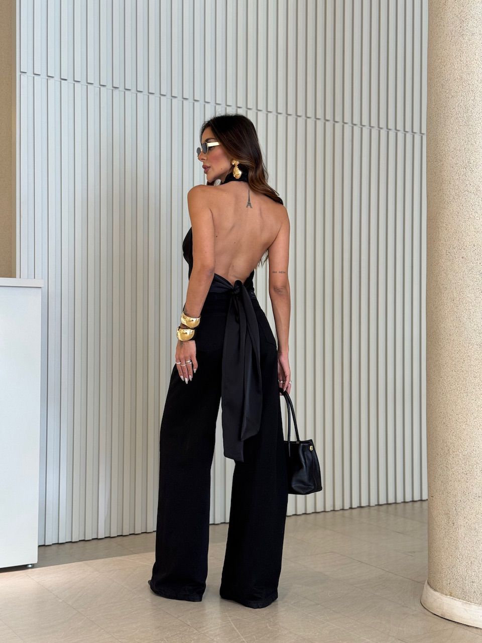 BLUSA MARCELA ACETINADA PRETA