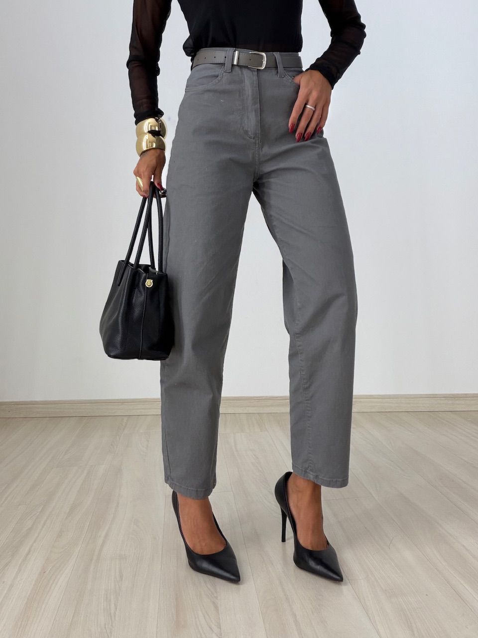 CALÇA AMANDA CINTO CINZA