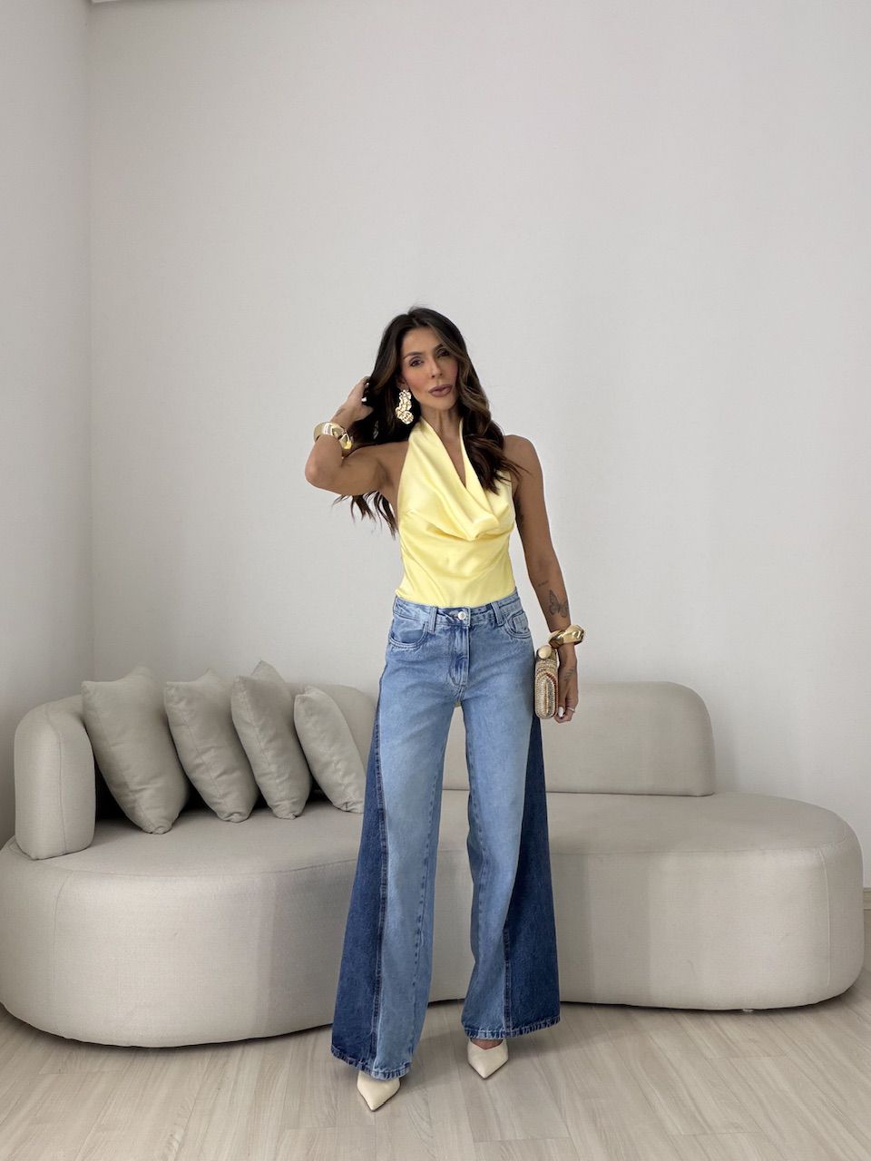 BLUSA FÁTIMA ACETINADA AMARELA