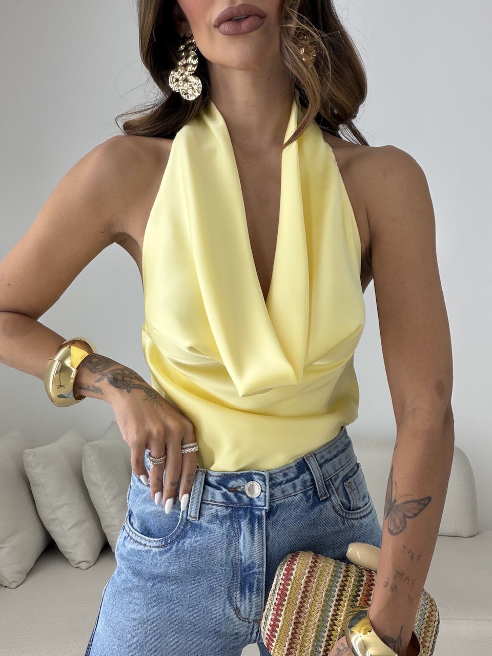 BLUSA FÁTIMA ACETINADA AMARELA