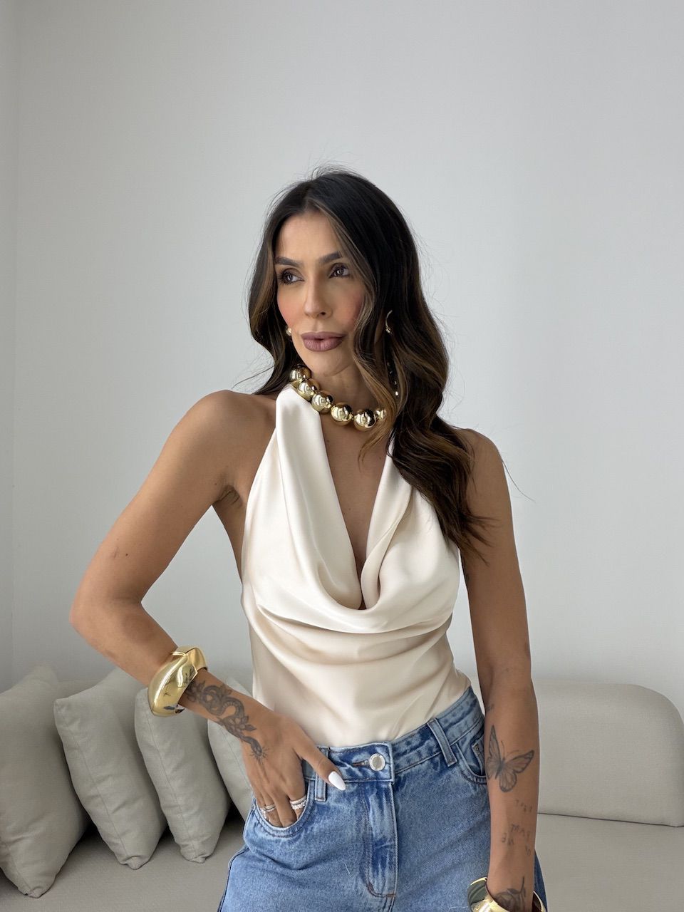 BLUSA FÁTIMA ACETINADA AREIA