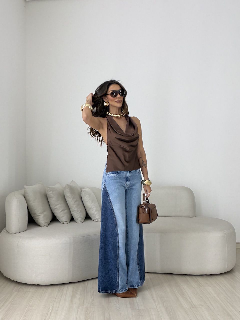 BLUSA FÁTIMA ACETINADA MARROM