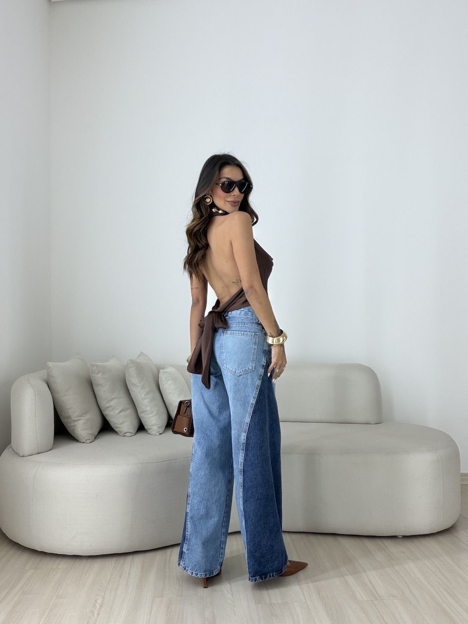 BLUSA FÁTIMA ACETINADA MARROM
