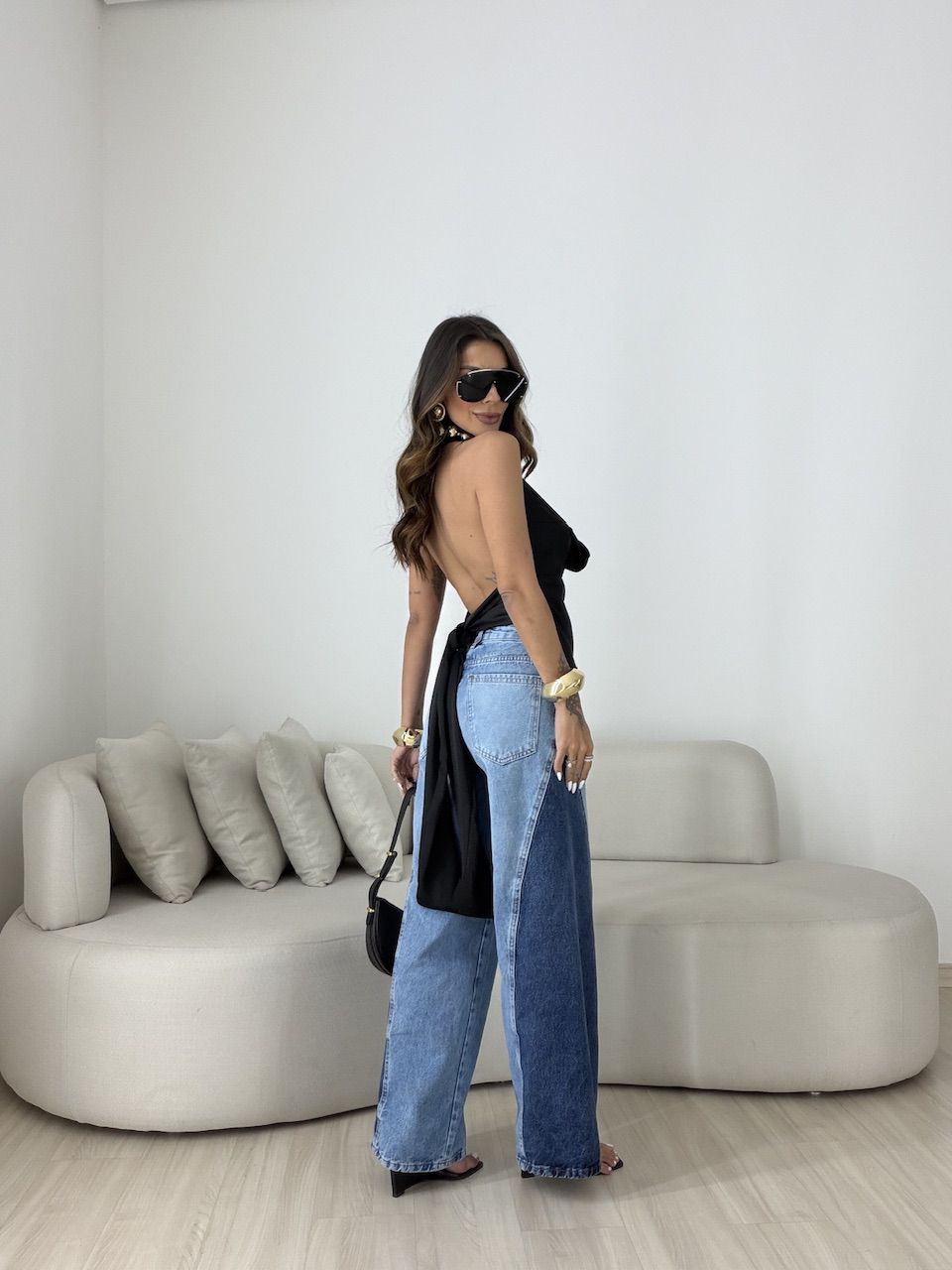 BLUSA FÁTIMA ACETINADA PRETA