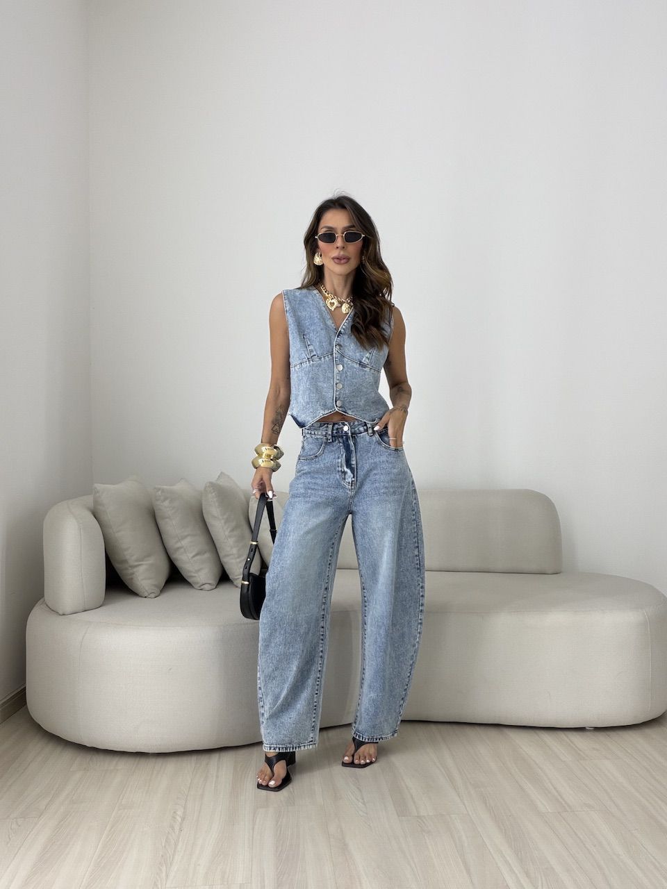 CONJUNTO CIBELE COLETE CALÇA JEANS CLARO - 0080600... - CAROLLA FERRARO