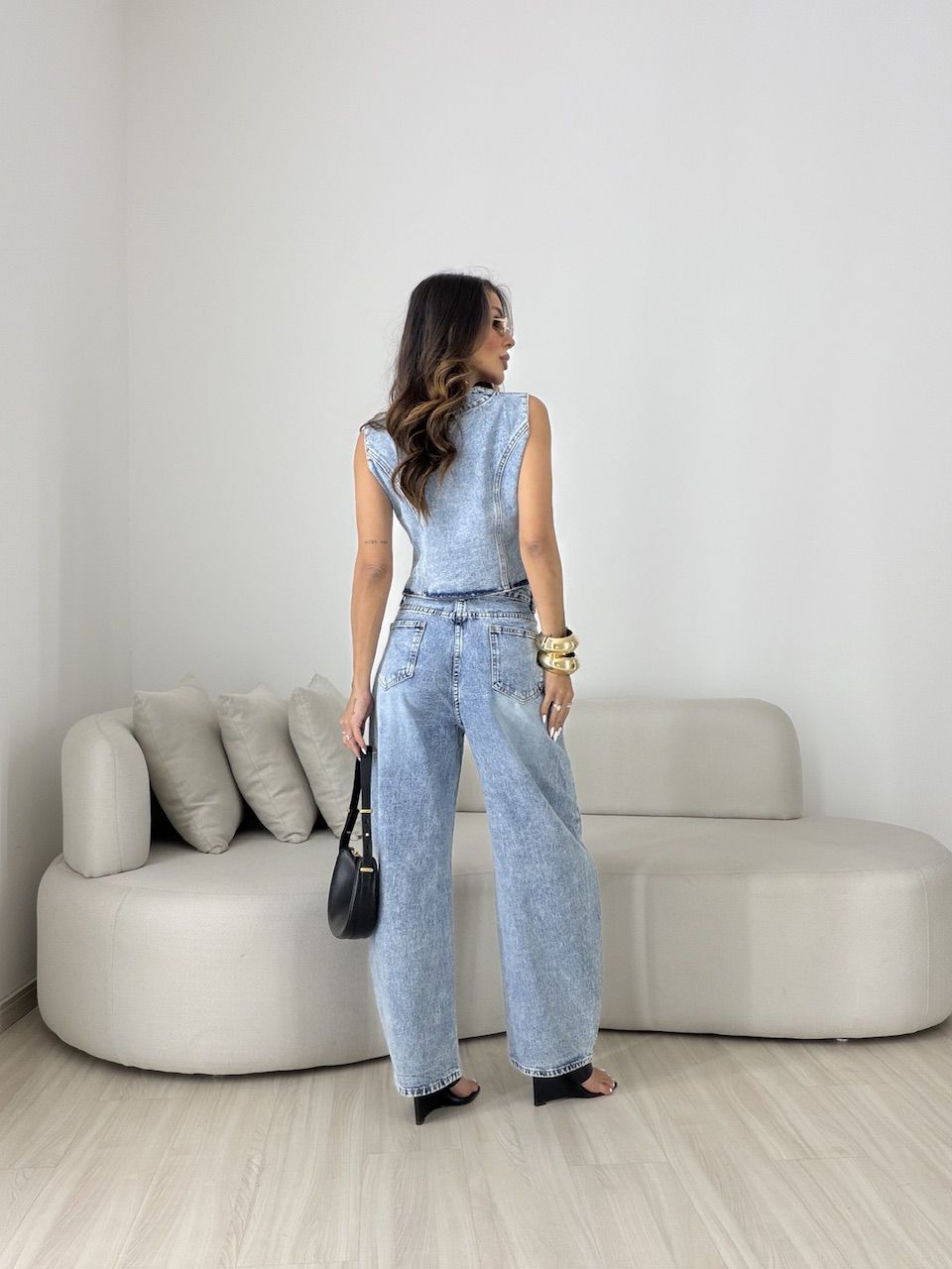 CONJUNTO CIBELE COLETE CALÇA JEANS CLARO