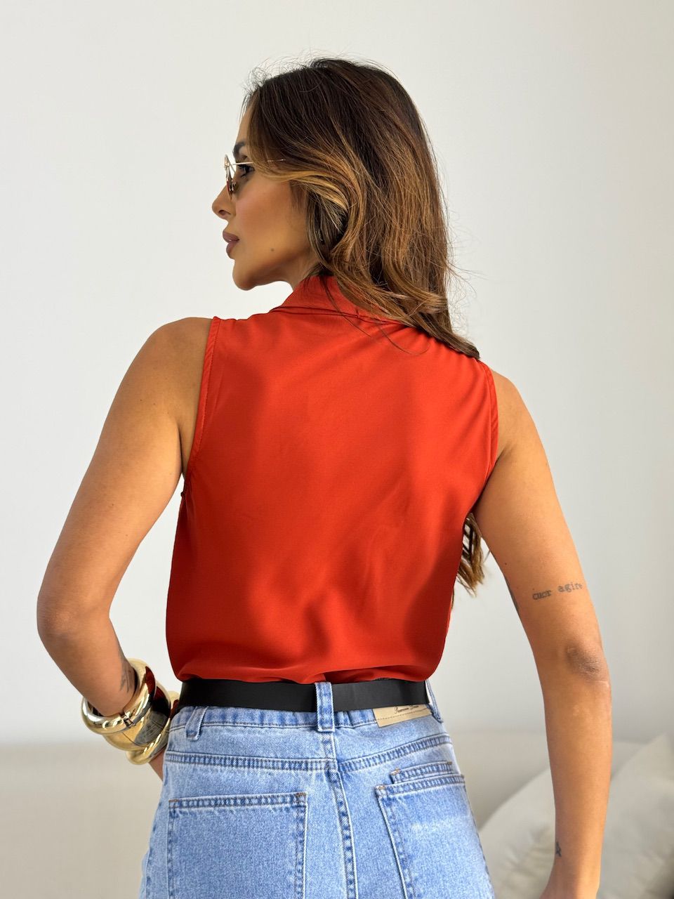 BLUSA RITA DECOTE TERRA COTA 