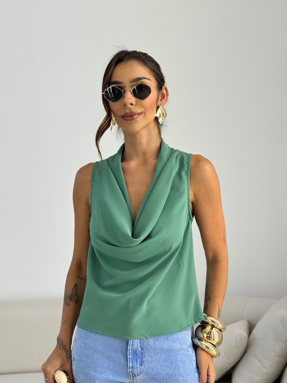 BLUSA RITA DECOTE VERDE