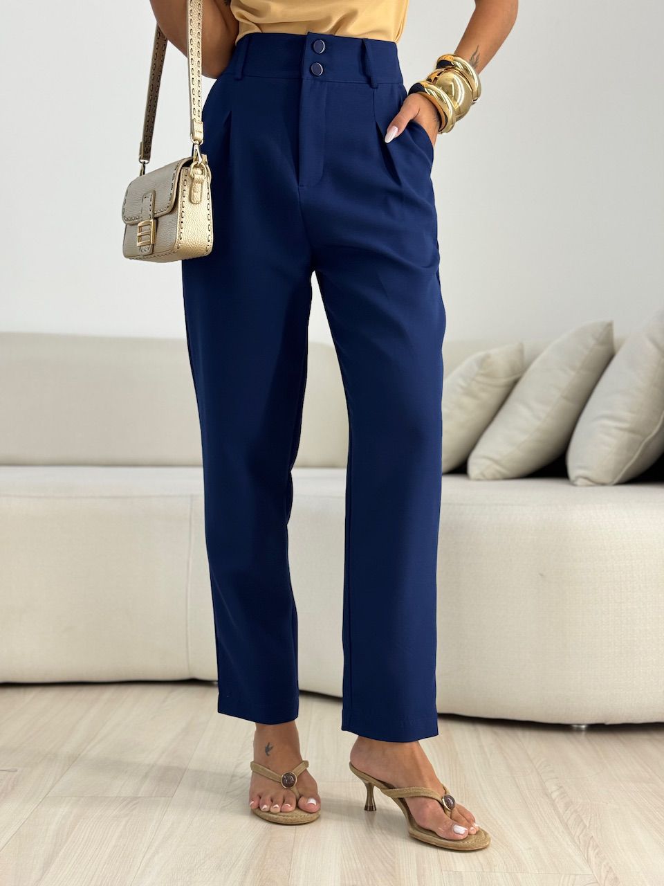 CALÇA ADA CENOURA MARINHO - 0069950055 - CAROLLA FERRARO