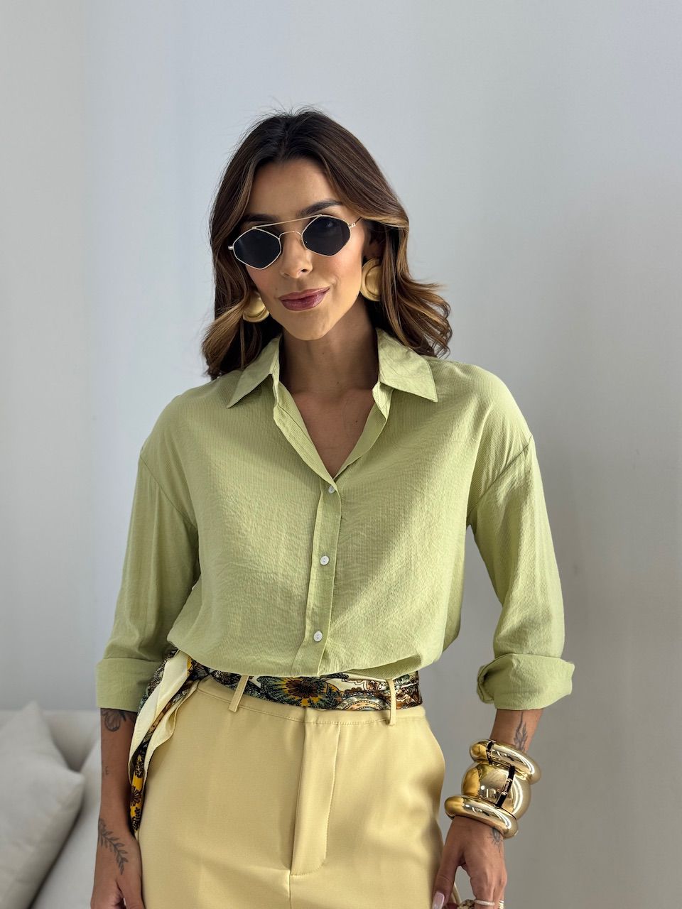 CAMISA FERNANDA OVER VERDE
