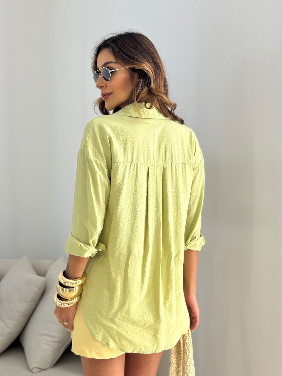 CAMISA FERNANDA OVER VERDE
