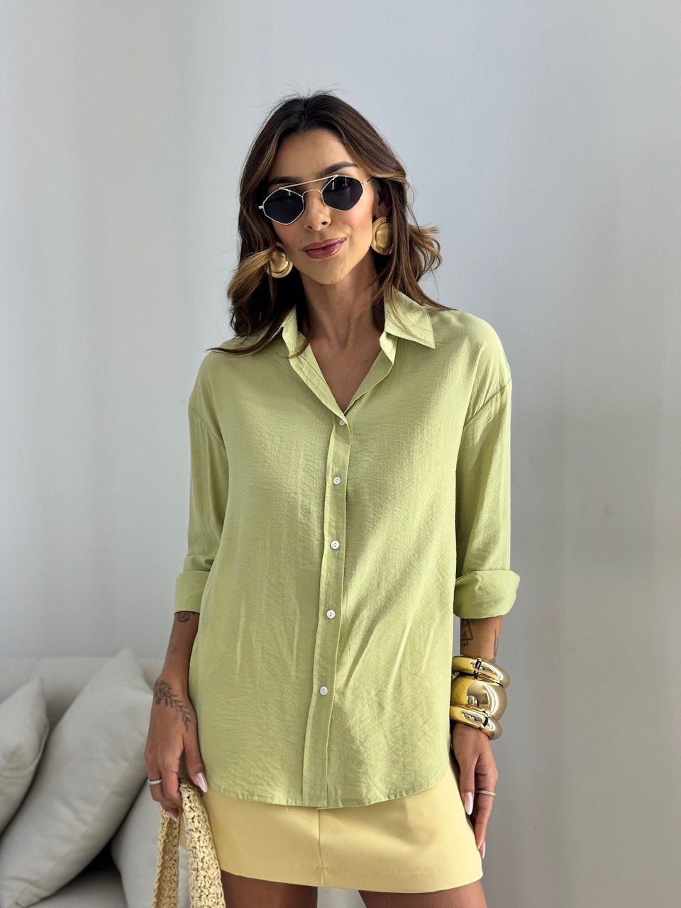 CAMISA FERNANDA OVER VERDE - 0069970014 - CAROLLA FERRARO
