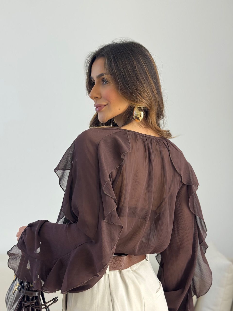 BLUSA FLÁVIA BABADOS MARROM