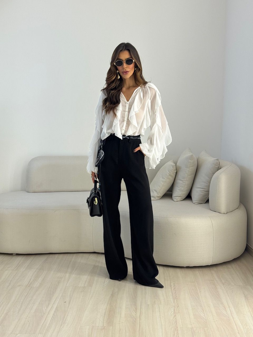 BLUSA FLÁVIA BABADOS OFF