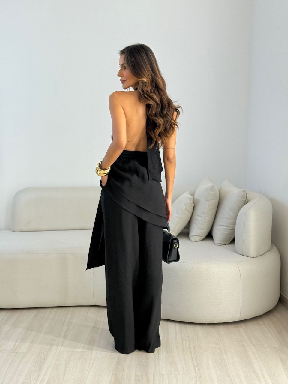 CONJUNTO ADELE BLUSA ASSIMÉTRICA PRETO