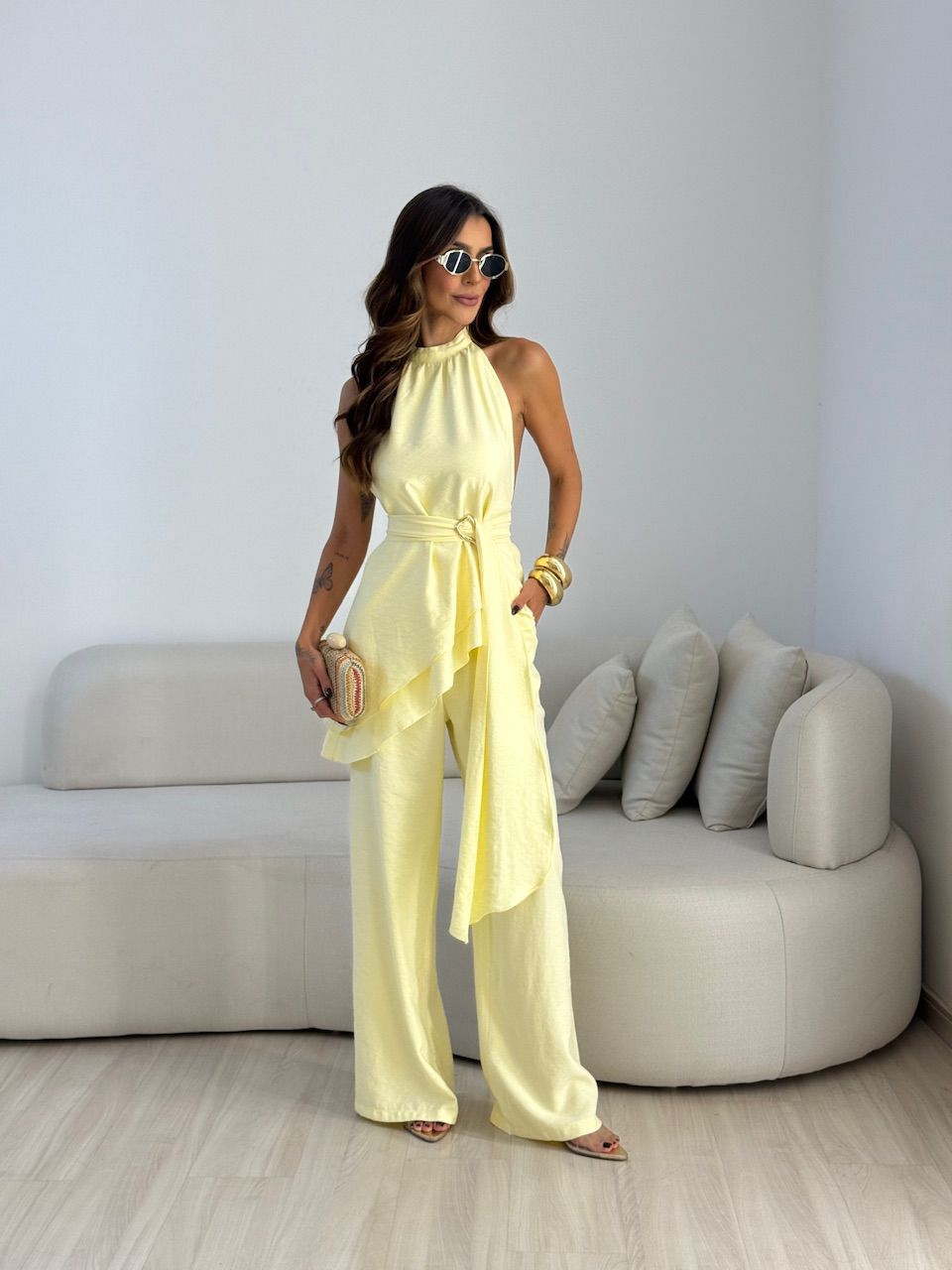 CONJUNTO ADELE BLUSA ASSIMÉTRICA YELLOW BUTTER