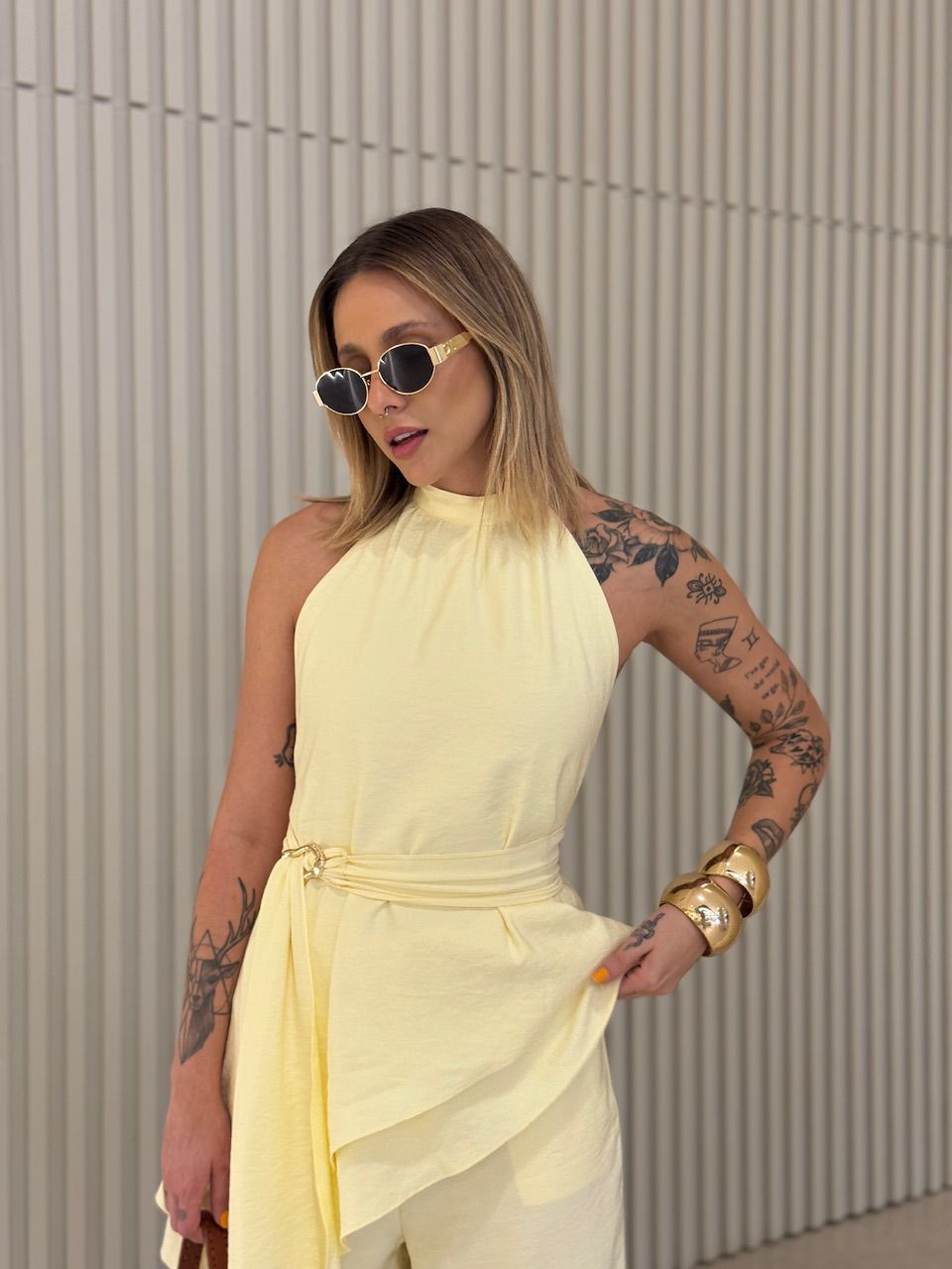 CONJUNTO ADELE BLUSA ASSIMÉTRICA YELLOW BUTTER