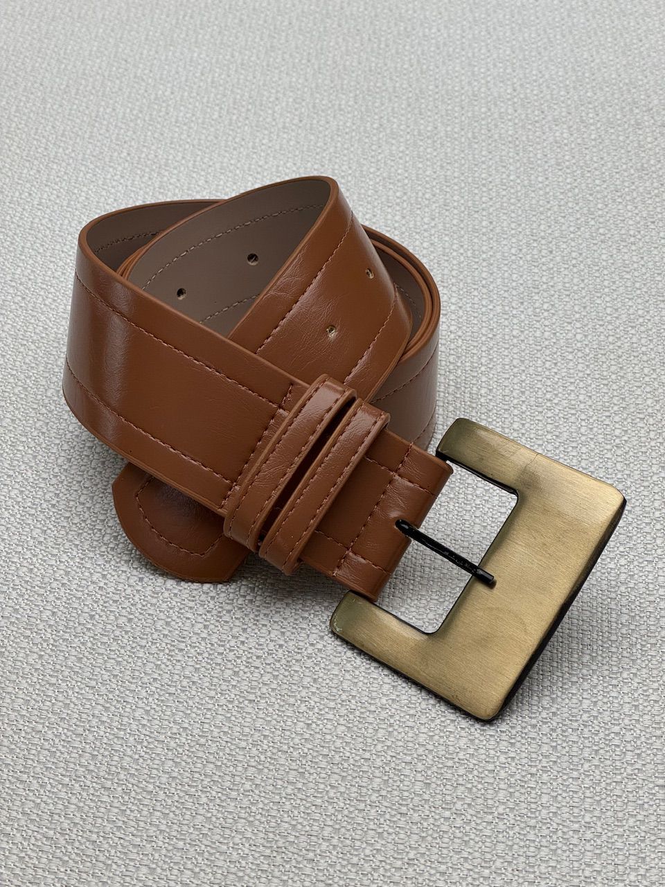 CINTO JOSI LARGO NUDE