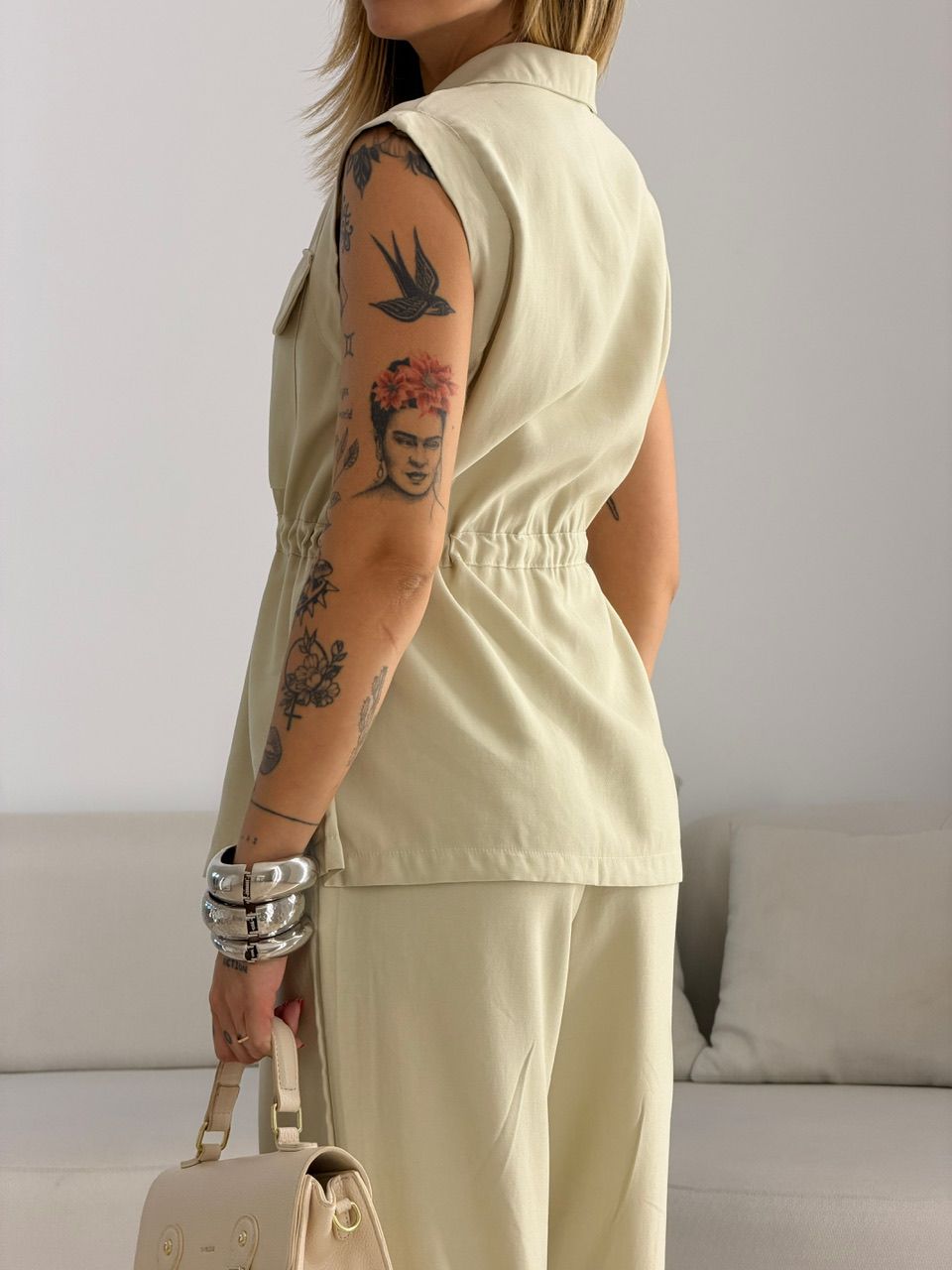 CONJUNTO ANTONELA COLETE CARGO AREIA