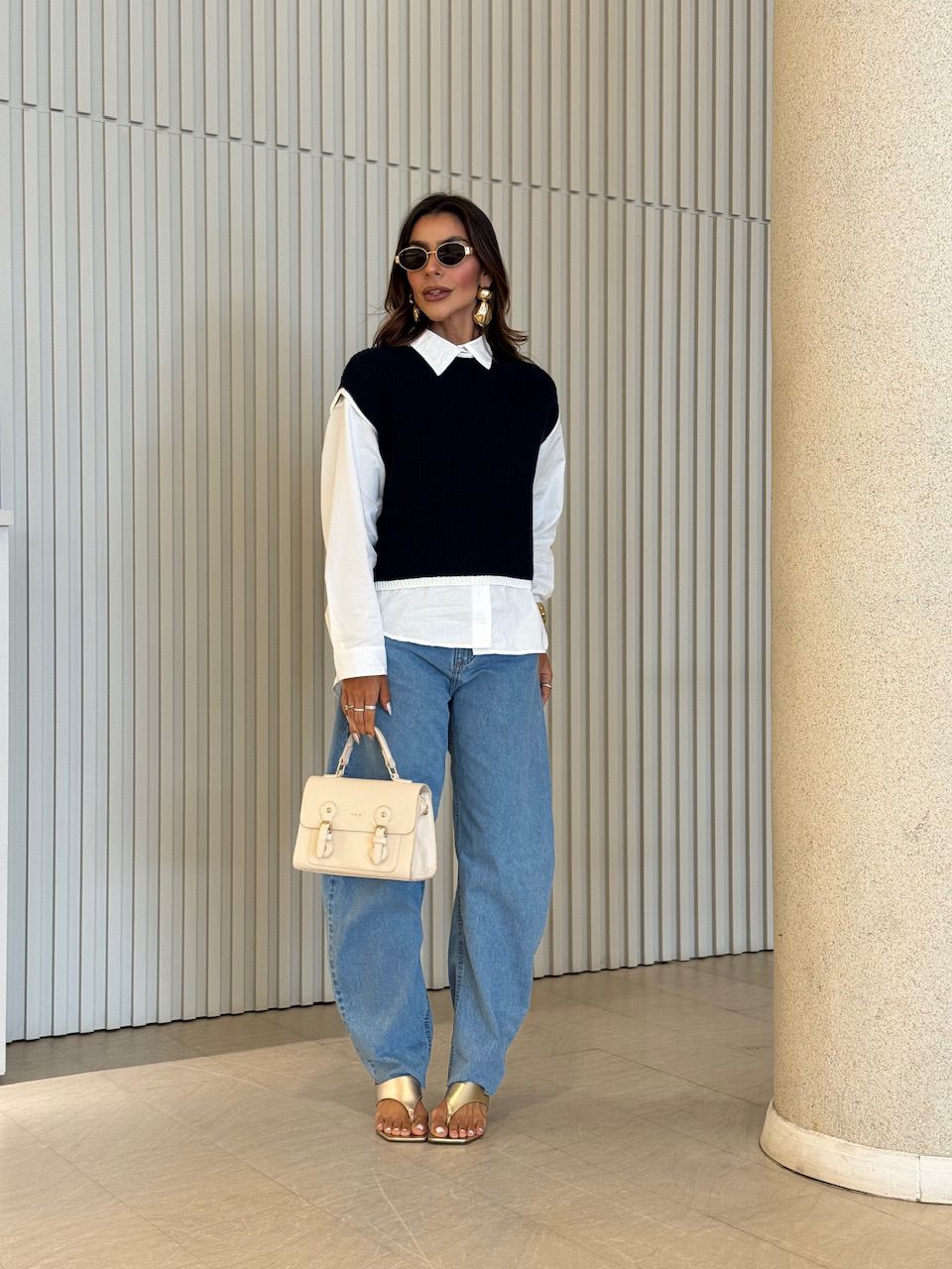 COLETE ROBERTA TRICOT MARINHO