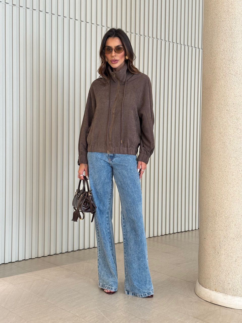 JAQUETA AURORA ZÍPER CAFÉ