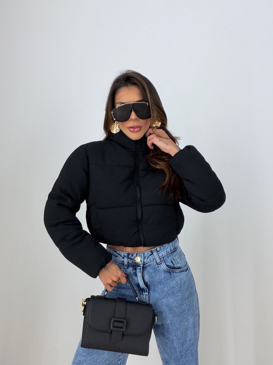 PUFFER LINETE CANELADA PRETO