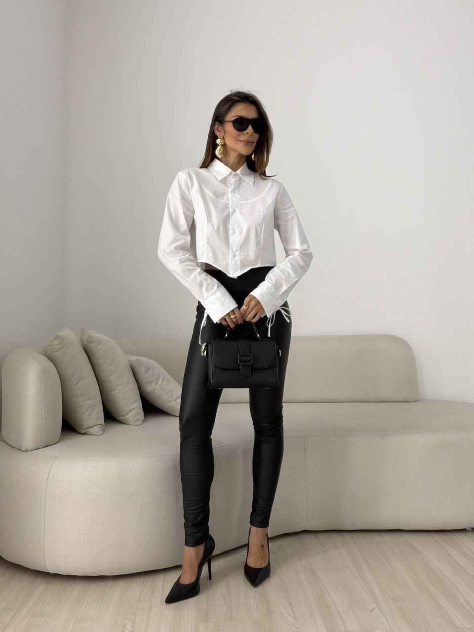 CALÇA TATIANA PU PRETA