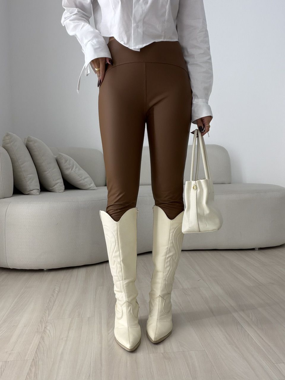 CALÇA TATIANA PU TERRA COTA 