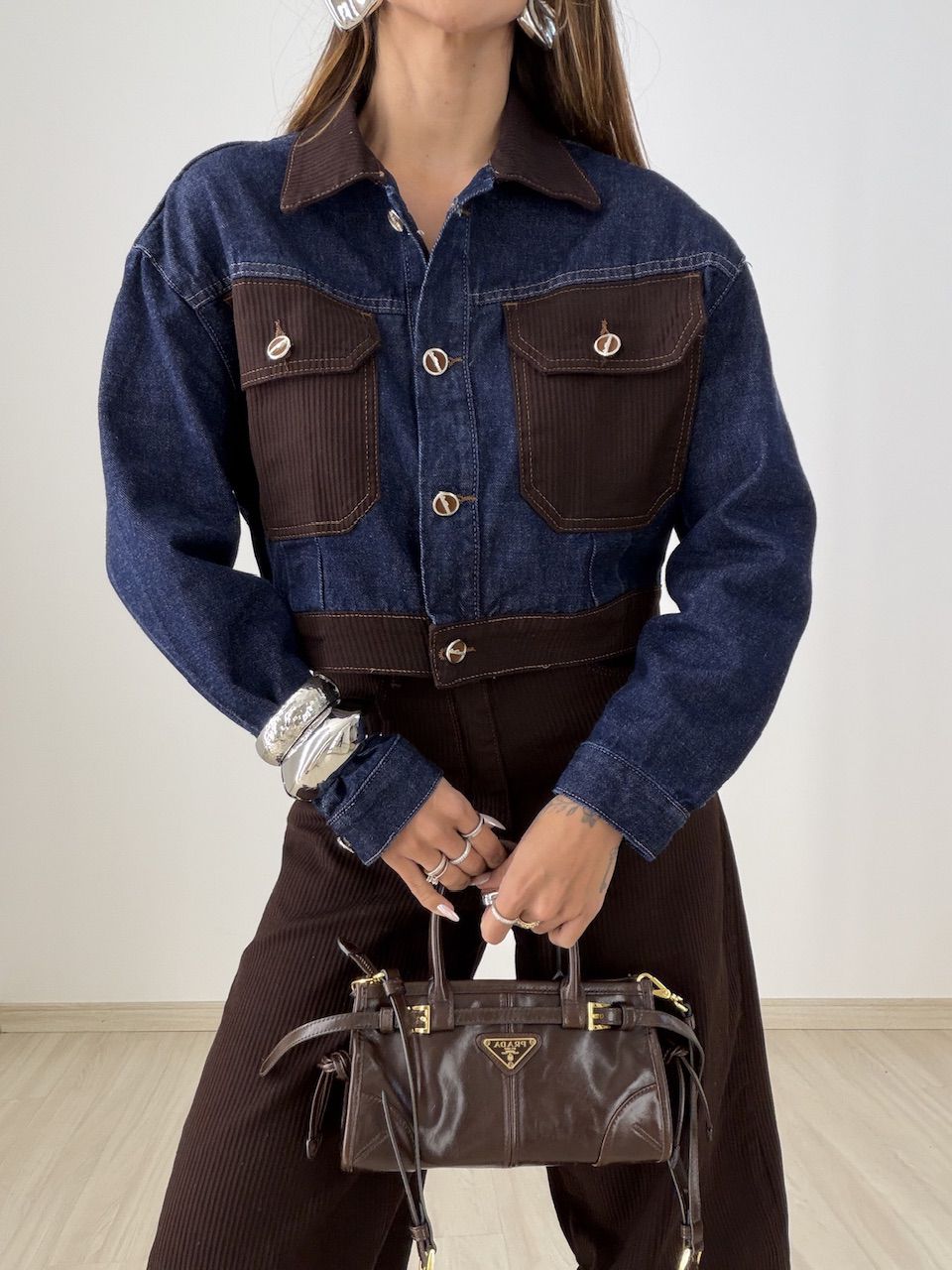 JAQUETA BIA BOLSOS JEANS ESCURO