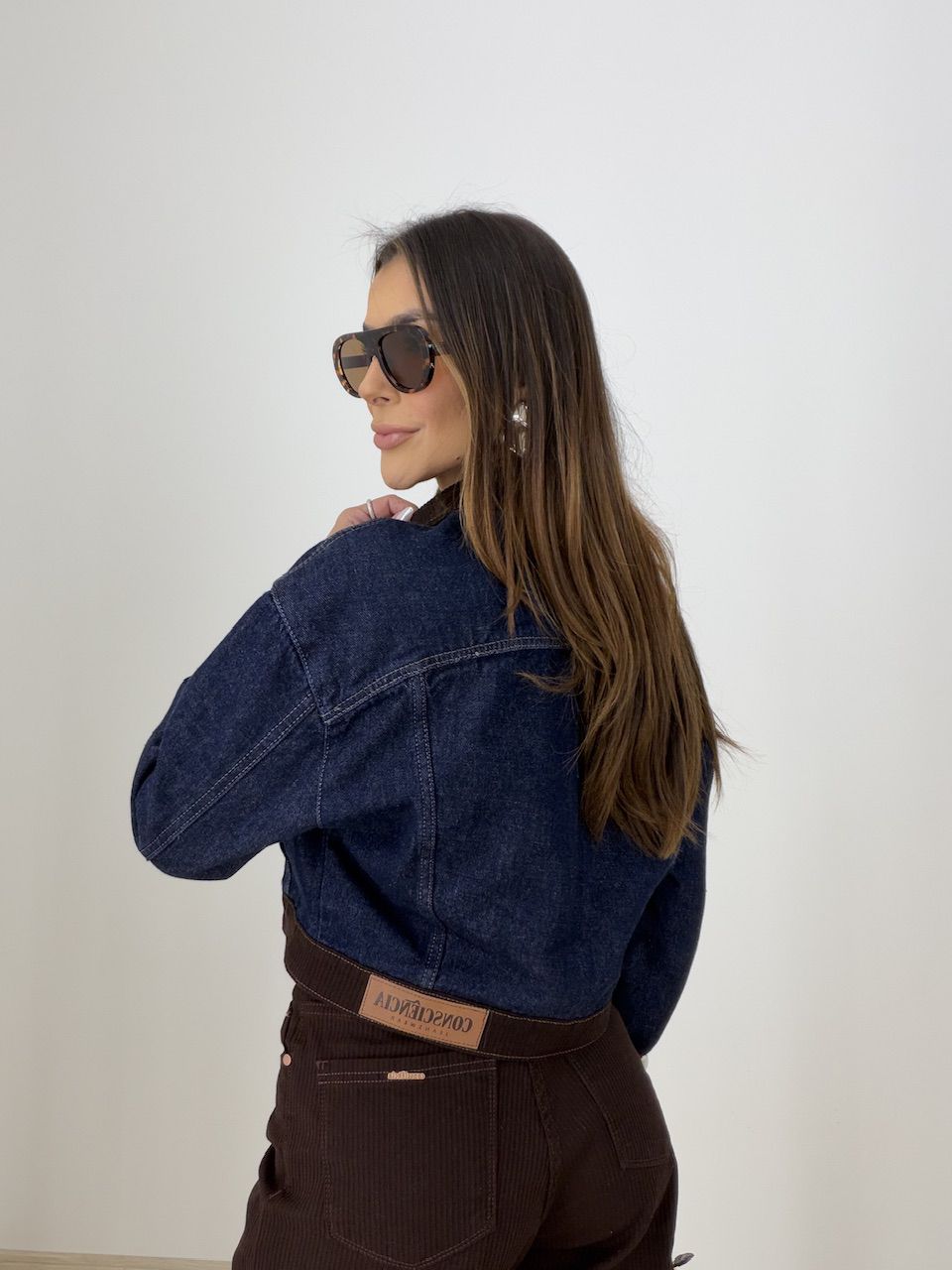 JAQUETA BIA BOLSOS JEANS ESCURO