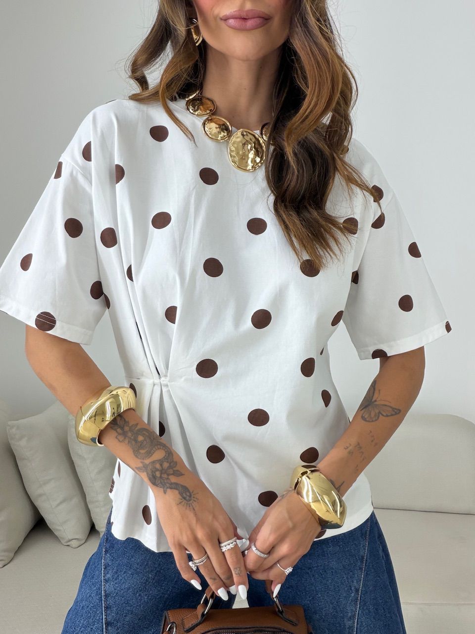 BLUSA ARIEL POÁ OFF/MARROM