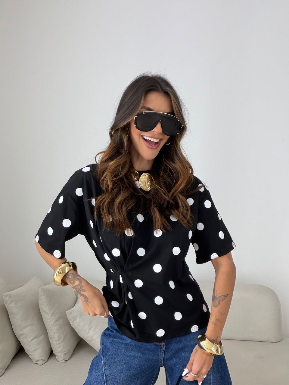 BLUSA ARIEL POÁ PRETO/OFF - 0080620256 - CAROLLA FERRARO
