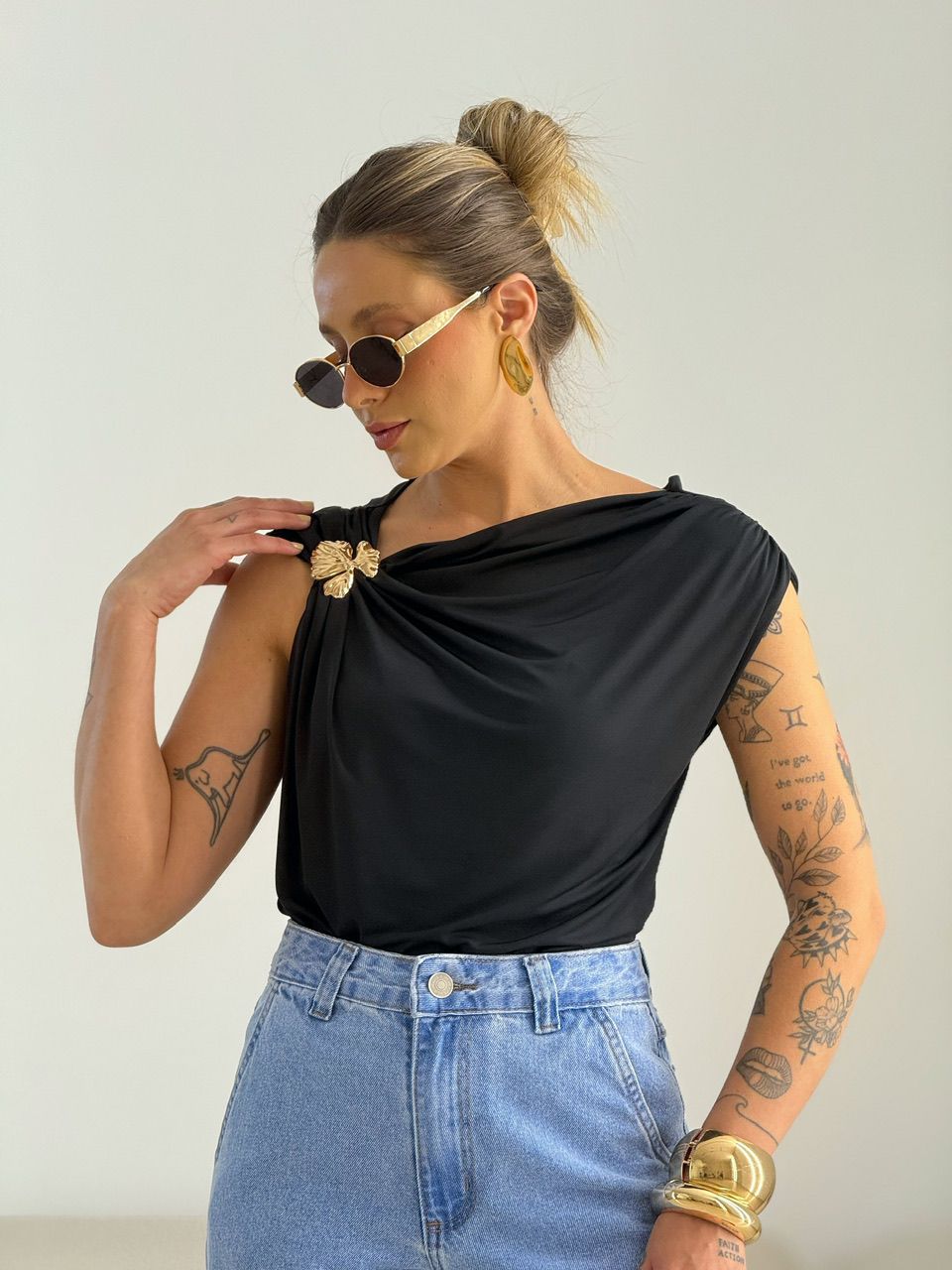 BLUSA TAINÁ METAL Preta