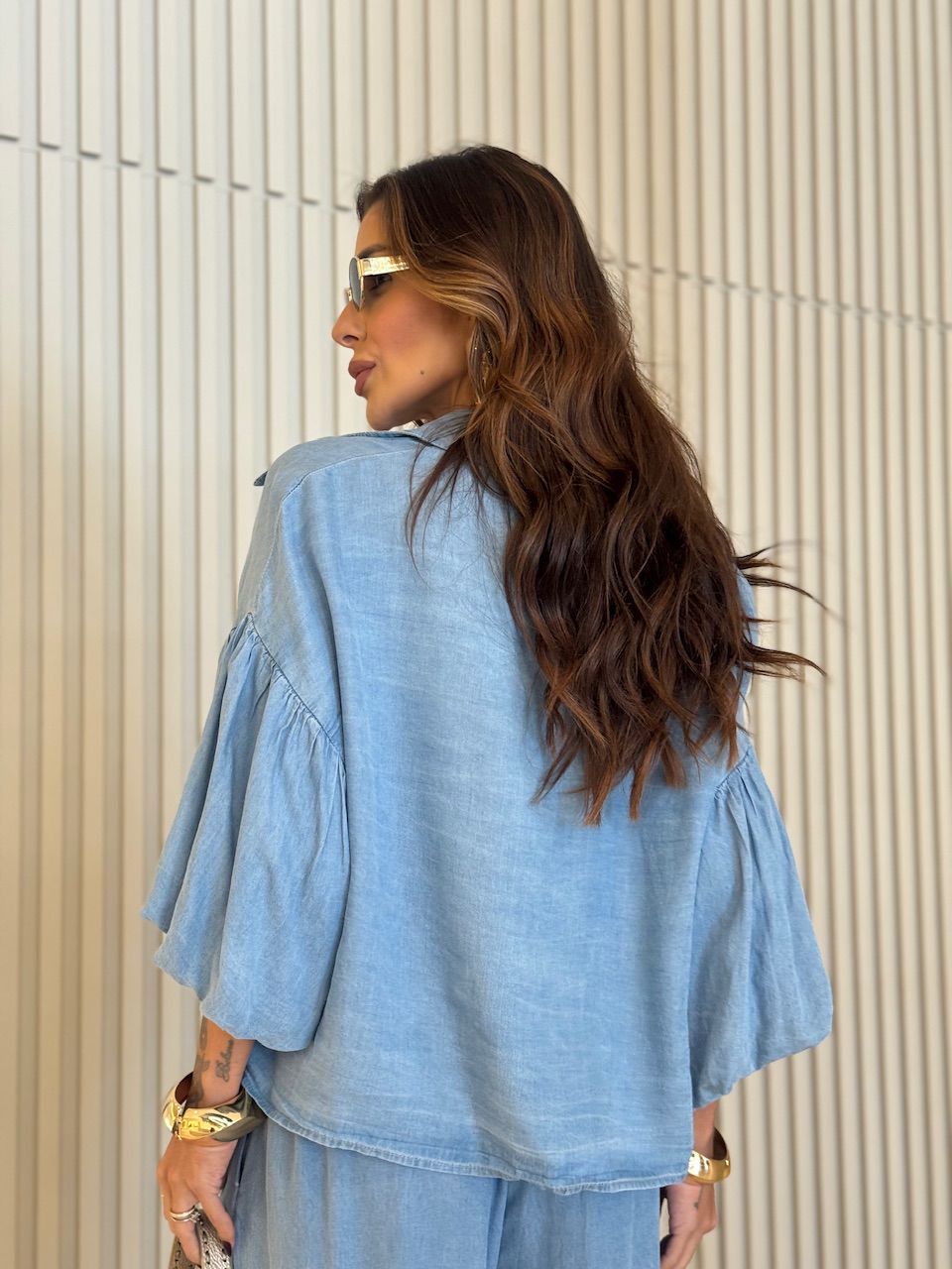 CAMISA SUELI MANGA BALONÊ JEANS CLARO