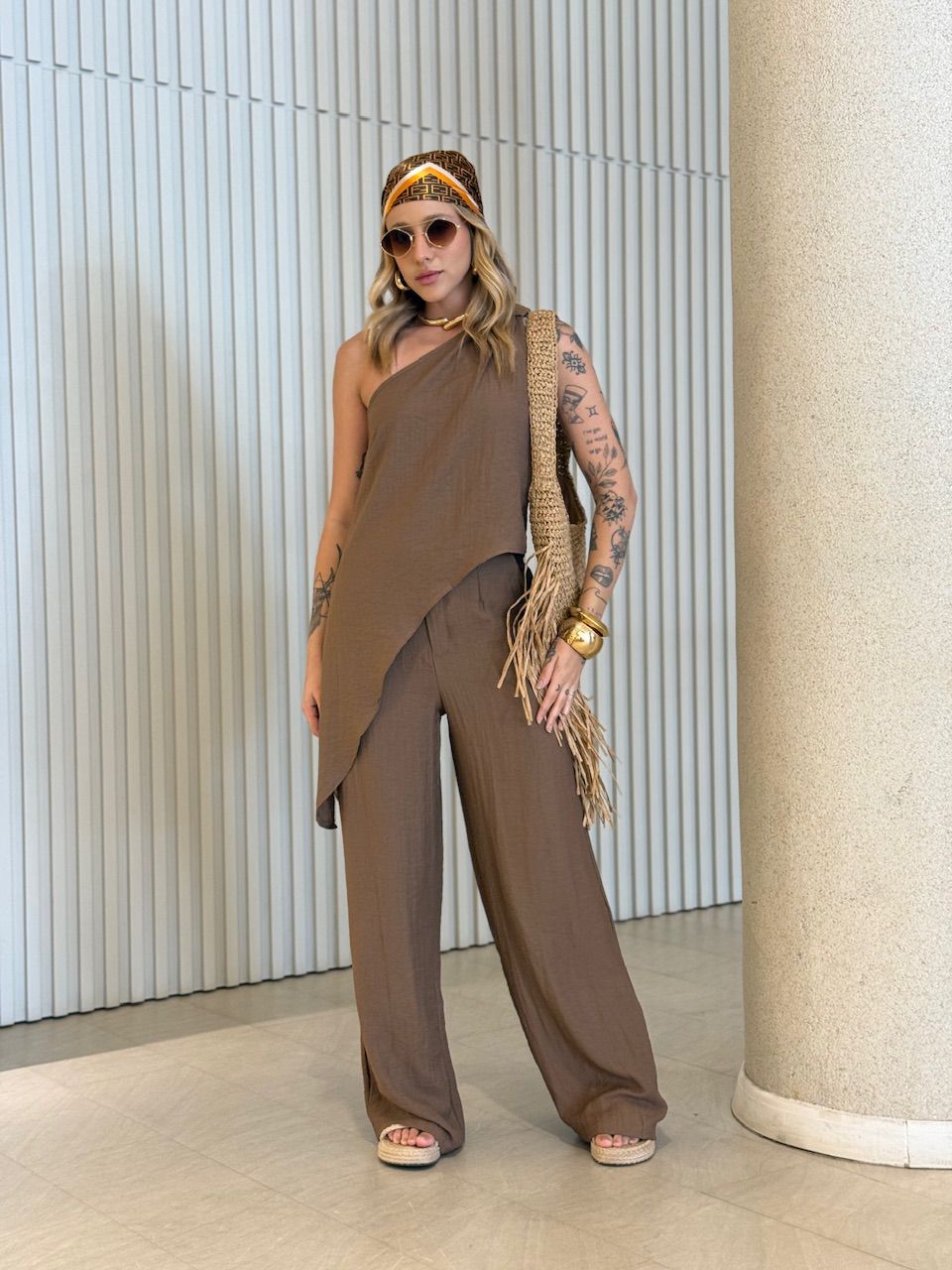 CONJUNTO MAGALI NULA MANGA MARROM