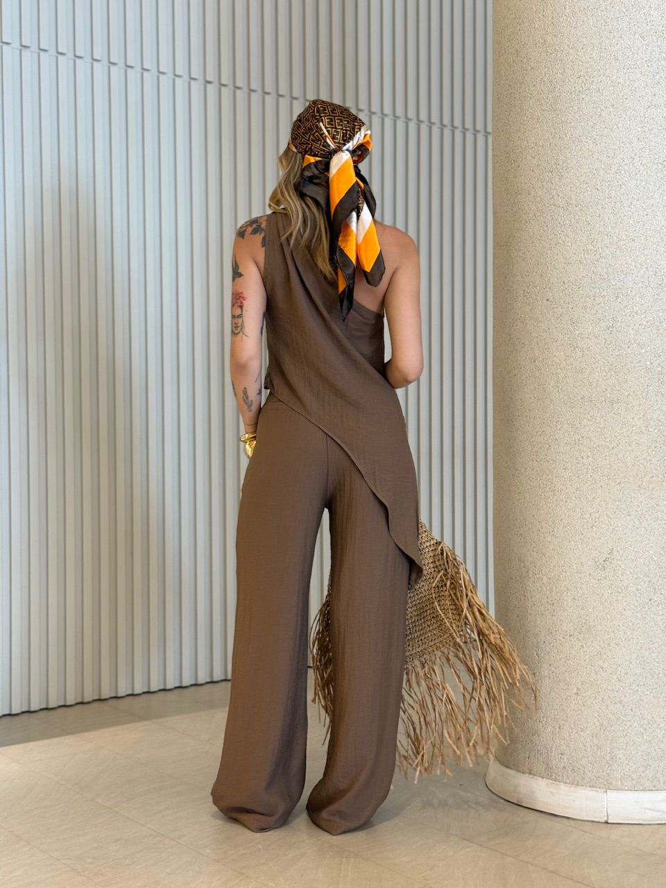 CONJUNTO MAGALI NULA MANGA MARROM