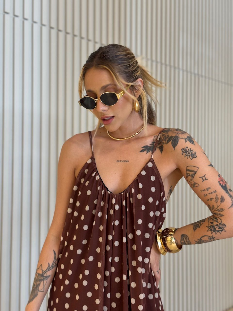 MACACÃO PENÉLOPE TULE POÁ MARROM